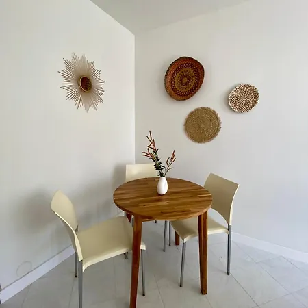 Great Near The Sea Апартаменты Марбелья